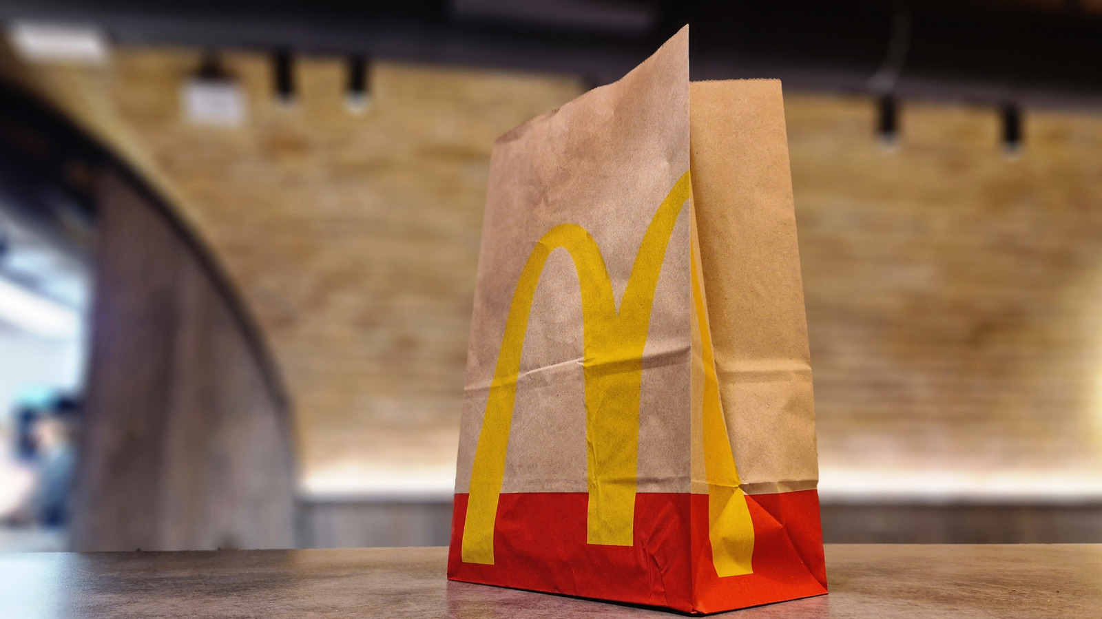 マクドナルドのメニューには、恒久的な新しいフライドチキンアイテムが来ています