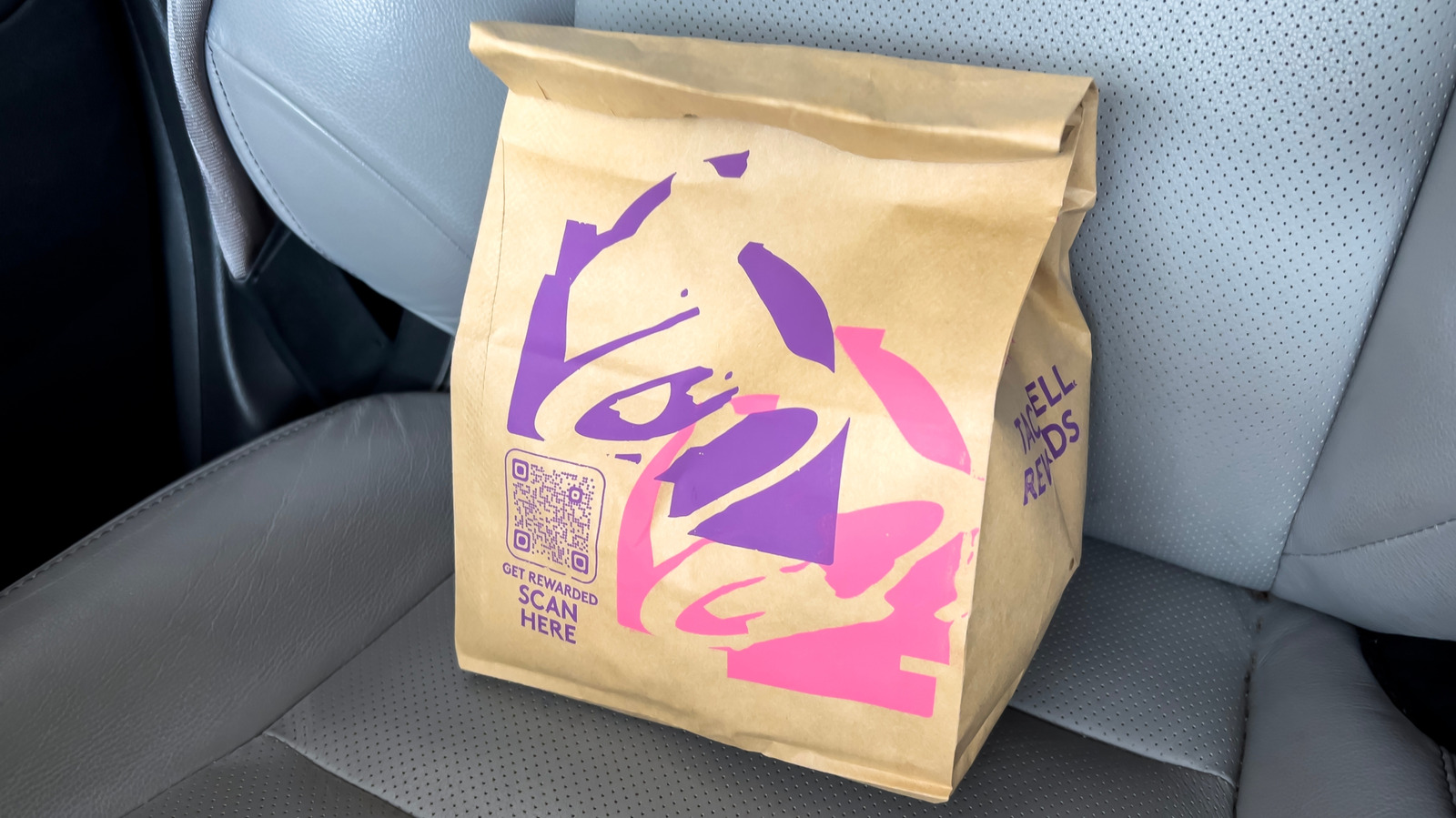 Taco Bellはこの春に2つのファンに人気のアイテムを持ち帰っています